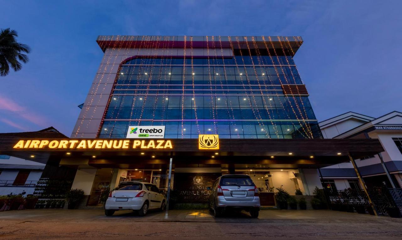 Отель Treebo Trend Airport Avenue Plaza Cochin Airport Коччи Экстерьер фото