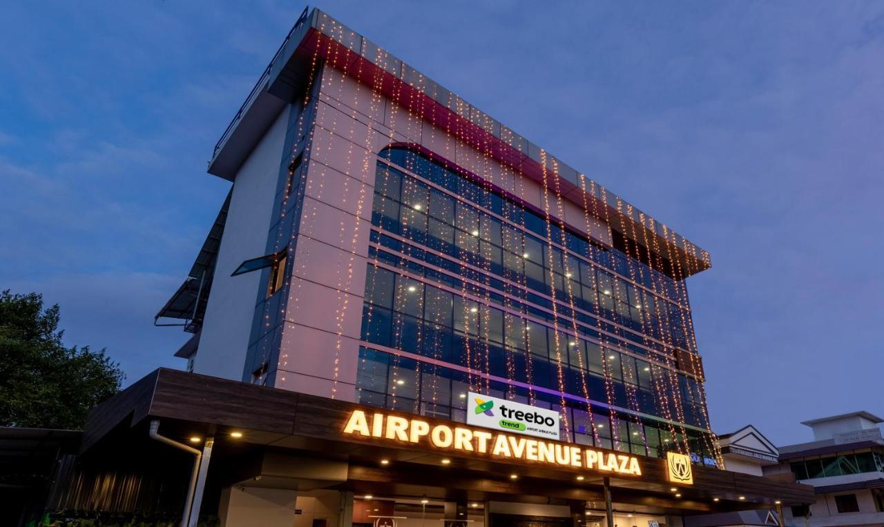 Отель Treebo Trend Airport Avenue Plaza Cochin Airport Коччи Экстерьер фото